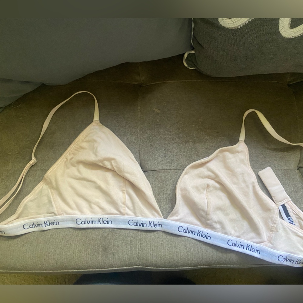 Calvin Klein bra - Picture 2 of 2